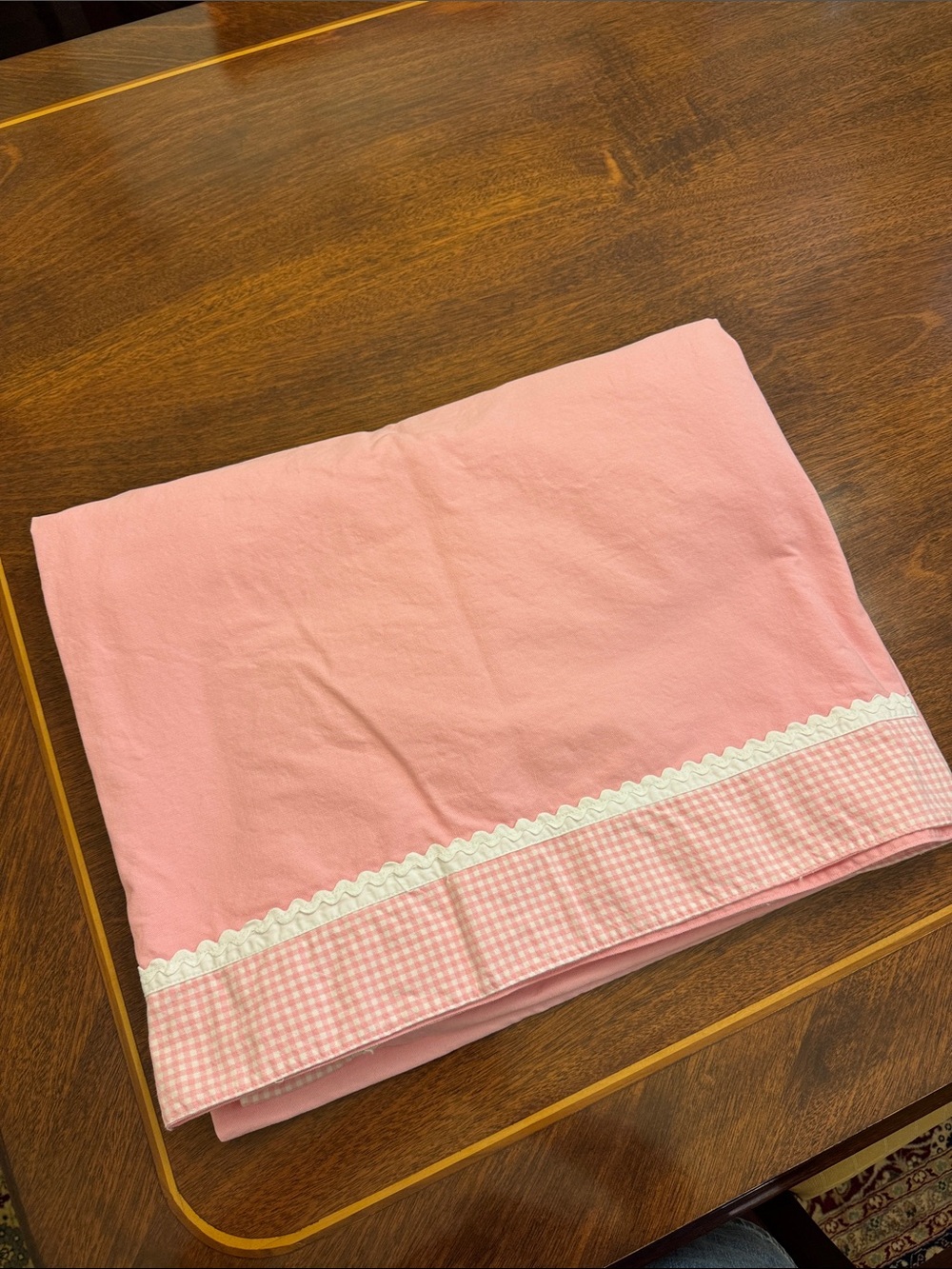 Pottery Barn Kids Pink Gingham-Trim Party tablecloth